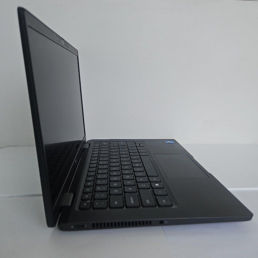 LAPTOP DELL LATITUDE 7320 DETACHABLE (2022) 256 GB SSD 16 GB RAM (SEMINUEVO)