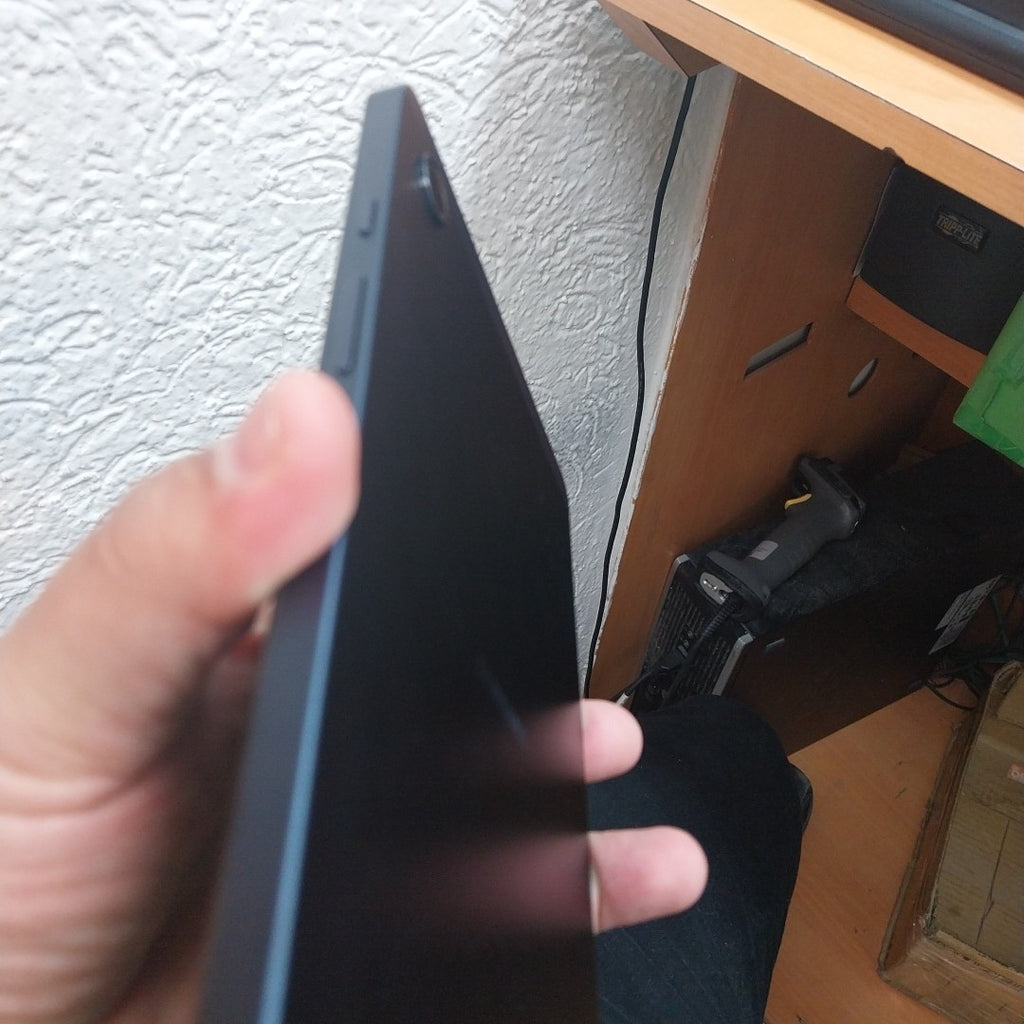TABLETA SAMSUNG GALAXY TAB A9 SM-X110 (2023) 64 GB 4 GB RAM (SEMINUEVO)