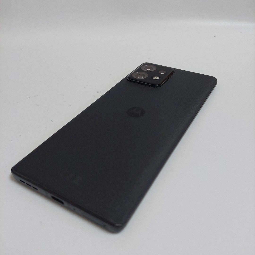 CELULAR MOTOROLA EDGE 40 PRO XT2301-4 256 GB 12 GB RAM (SEMINUEVO)