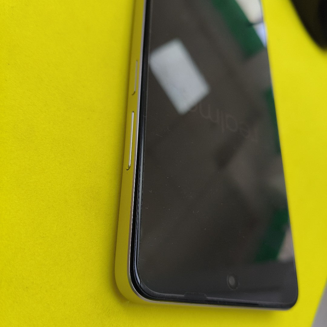 CELULAR REALME C55 RMX3710 (2023) 256 GB 8 GB RAM (SEMINUEVO)