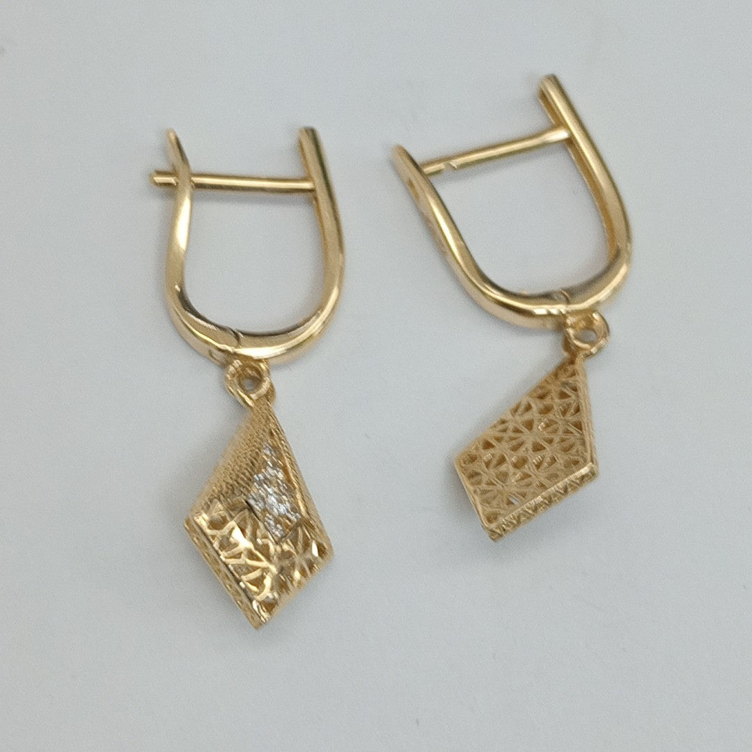 BROQUELES ORO 14K 2.7 (NUEVO)
