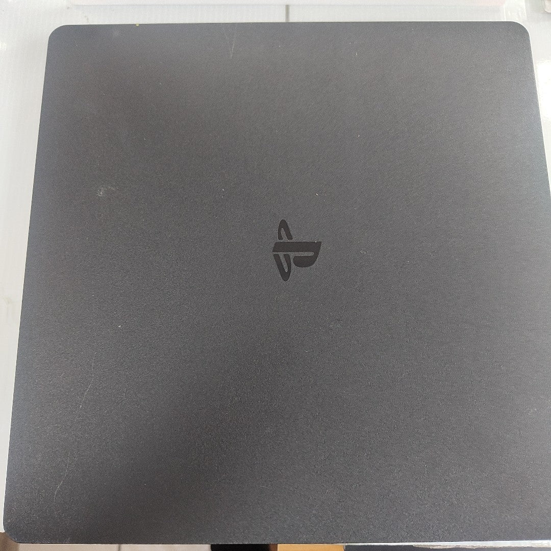 CONSOLA DE VIDEOJUEGO SONY PS4 SLIM 1 TB (SEMINUEVO)
