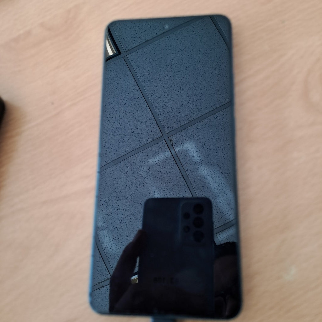 CELULAR OPPO  RENO11F 5G CPH2603 (2024) 256 GB 8 GB RAM (SEMINUEVO)