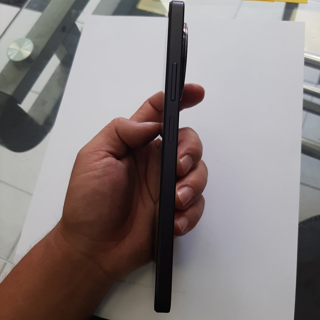 CELULAR REALME 11 5G RMX3780 (2023) 256 GB 8 GB RAM (SEMINUEVO)