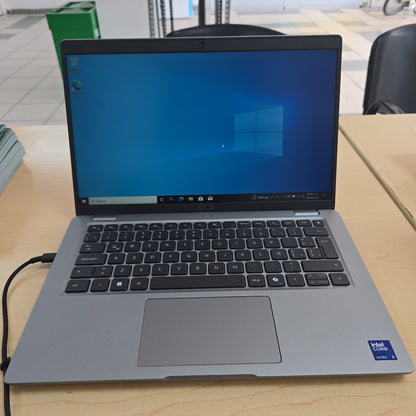 LAPTOP DELL LATITUDE 5450 (2024) 512 GB SSD 16 GB RAM (SEMINUEVO)