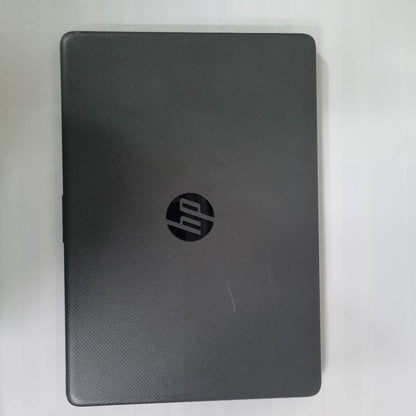 LAPTOP HP 245 G9 (2024) 256 GB SSD 8 GB RAM (SEMINUEVO)