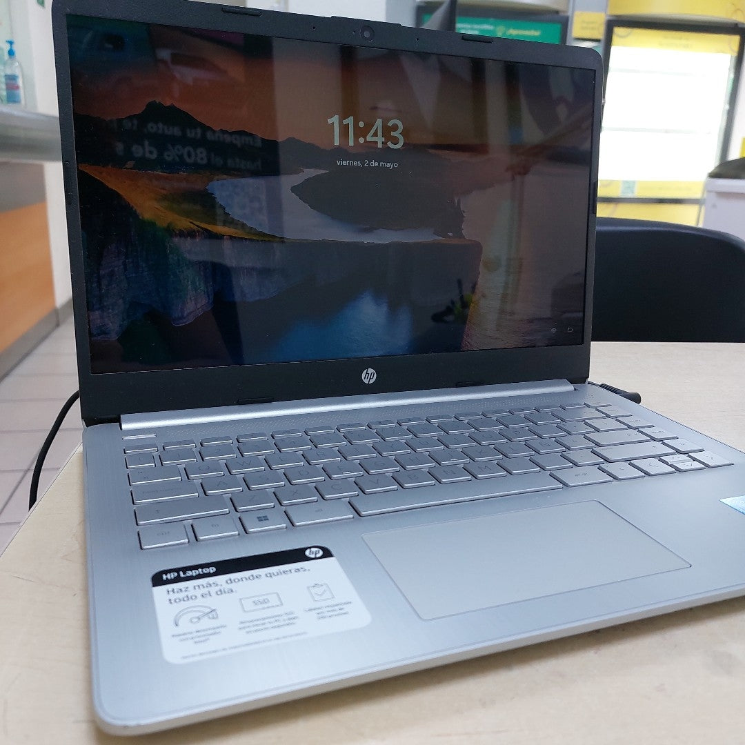 LAPTOP HP 14-DQ0527LA (2023) 256 GB SSD 8 GB RAM (SEMINUEVO)