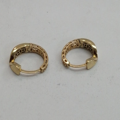 HUGGIES ORO 14K 2.7 (NUEVO)