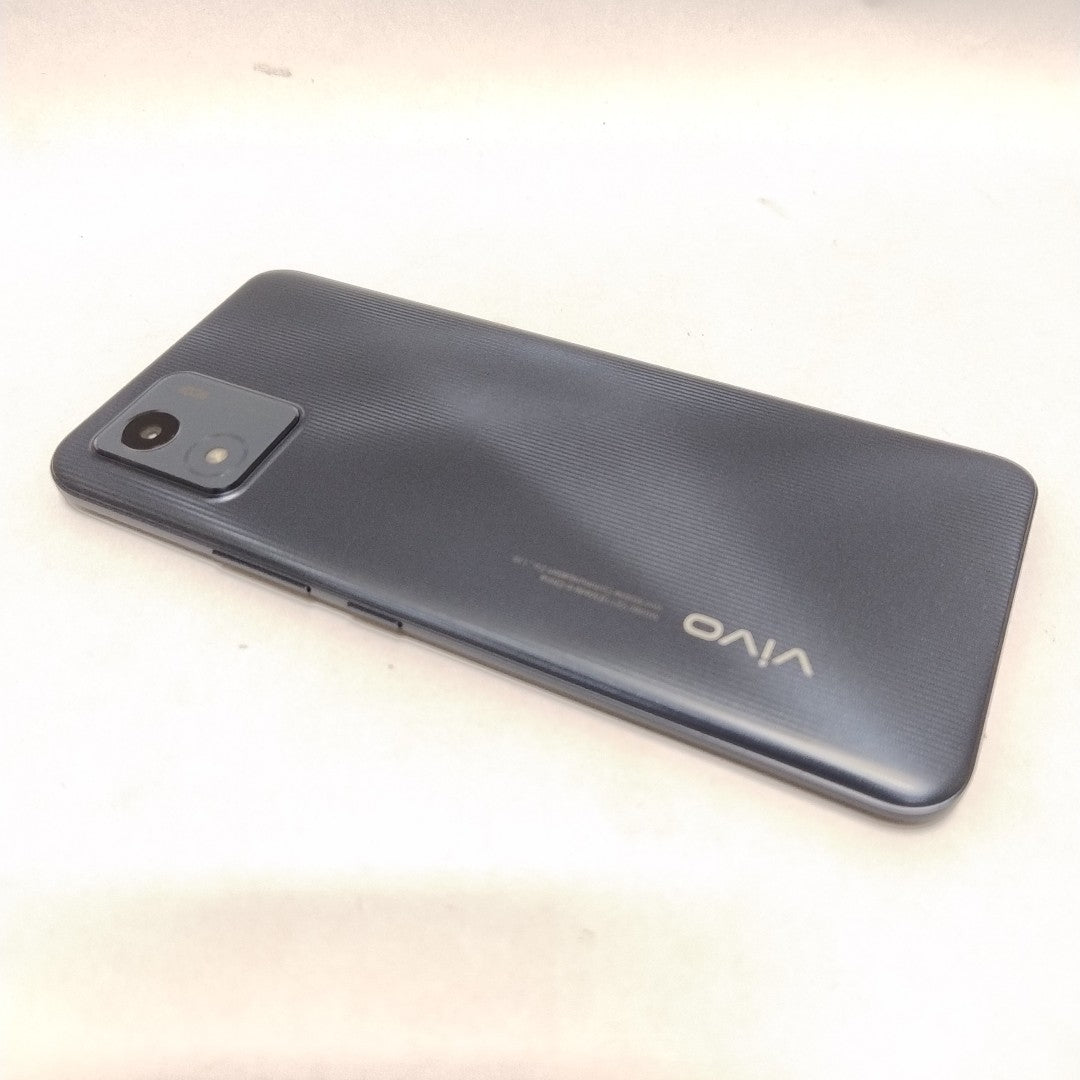 CELULAR VIVO Y01 V2118 32 GB 3 GB RAM (SEMINUEVO)