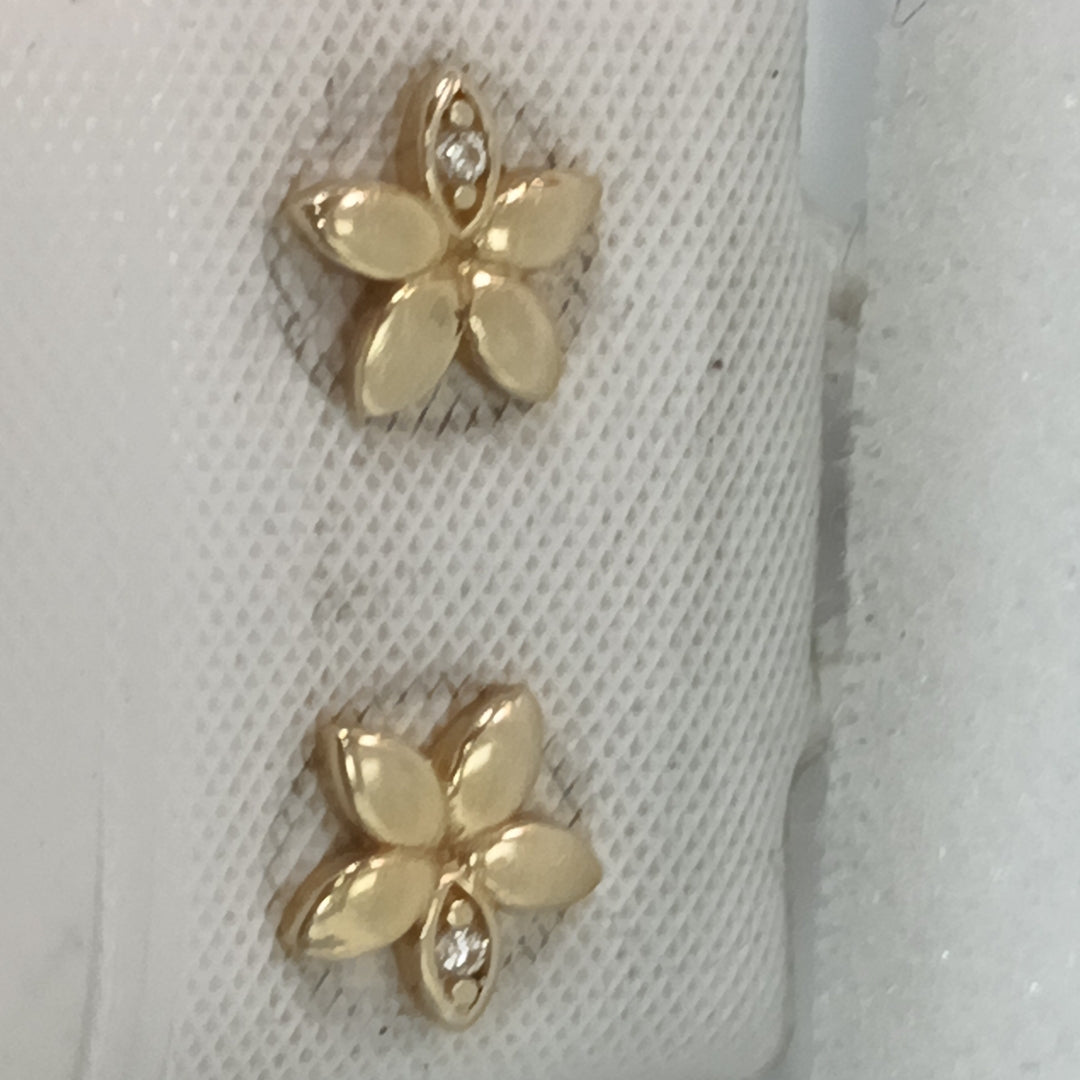 10021BRO44800B448 FRD4 BROQUEL DE FLOR 5 HOJAS CON UNA CIRCONIA ORO 14K 1GRS (NUEVO)