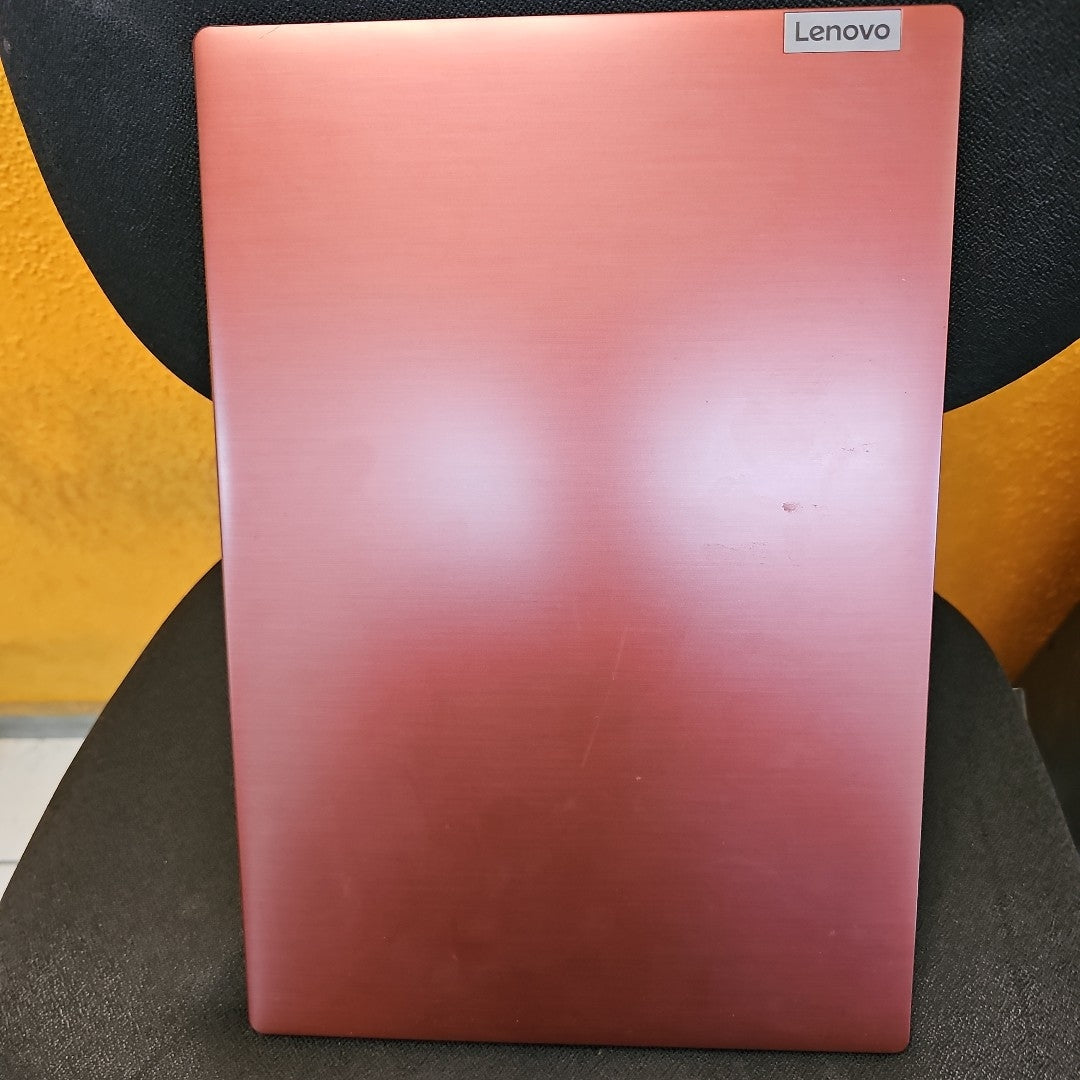 LAPTOP LENOVO IDEAPAD 3 15IML05 (2021) 1 TB 8 GB RAM (SEMINUEVO)