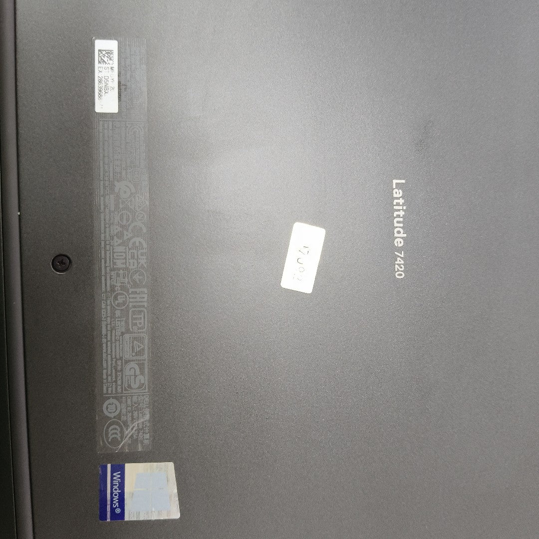 LAPTOP DELL LATITUDE 7420 (2023) 256 GB SSD 16 GB RAM (SEMINUEVO)