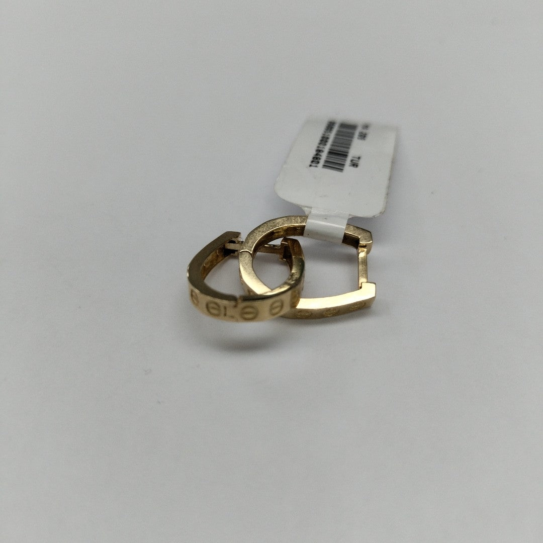 HUGGIES ORO 14K 2.7 (NUEVO)