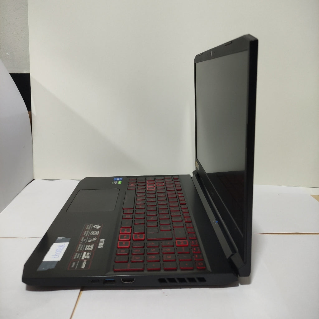 LAPTOP ACER NITRO 5 AN515-57-512P (2022) 512 GB SSD 8 GB RAM (SEMINUEVO)