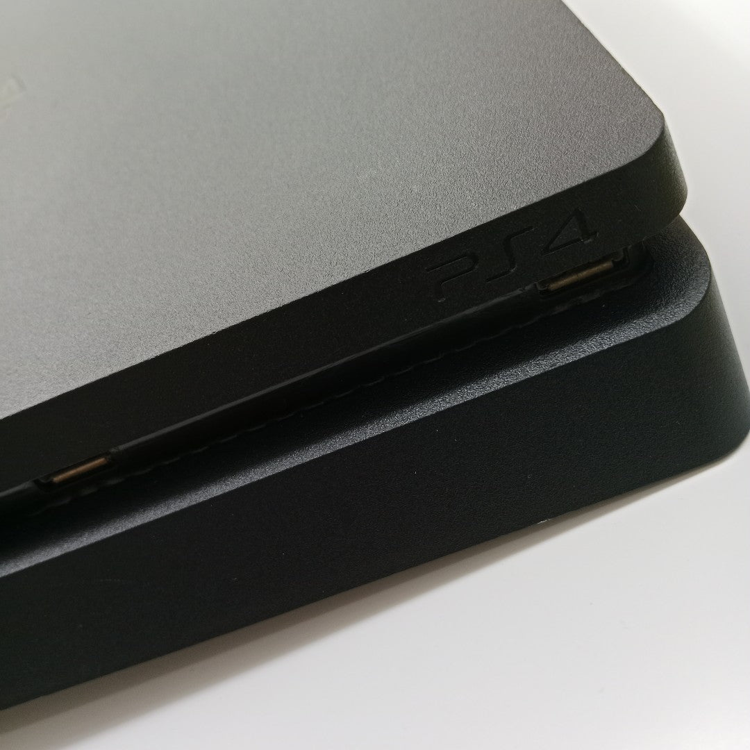 CONSOLA DE VIDEOJUEGO SONY PS4 SLIM 1 TB (SEMINUEVO)
