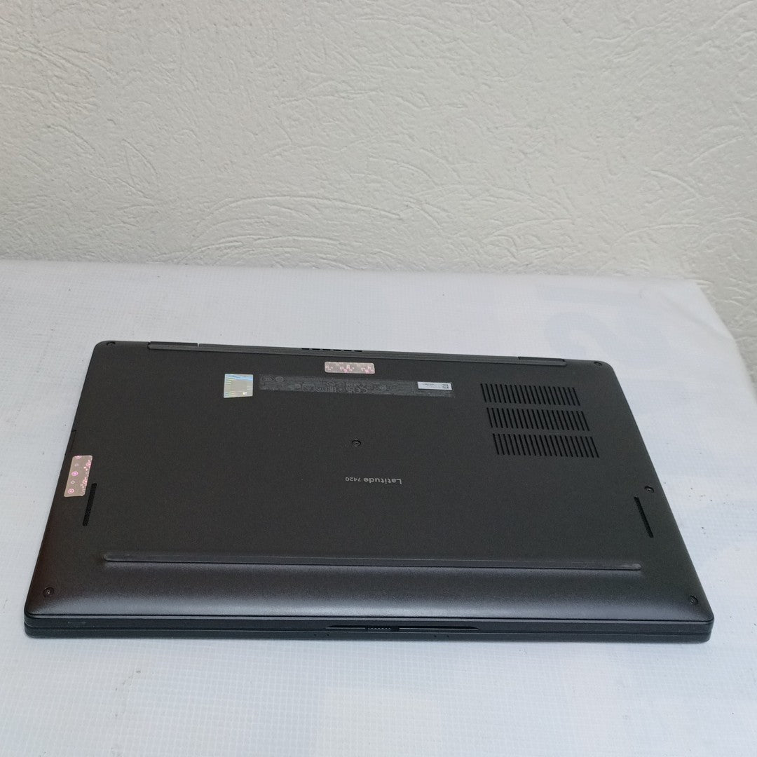 LAPTOP DELL LATITUDE 7420 (2023) 256 GB SSD 16 GB RAM (SEMINUEVO)