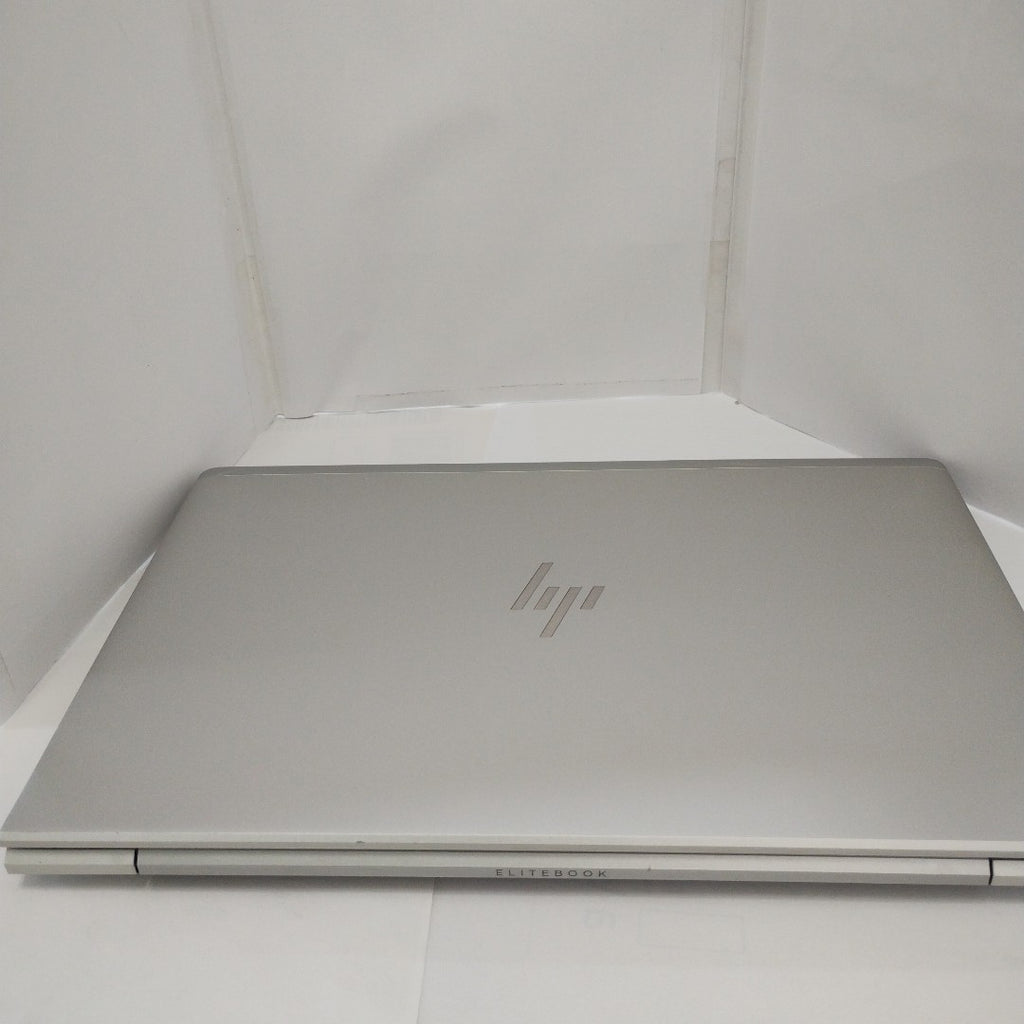 LAPTOP HP ELITEBOOK 640 G10 (2024) 256 GB SSD 16 GB RAM (SEMINUEVO)