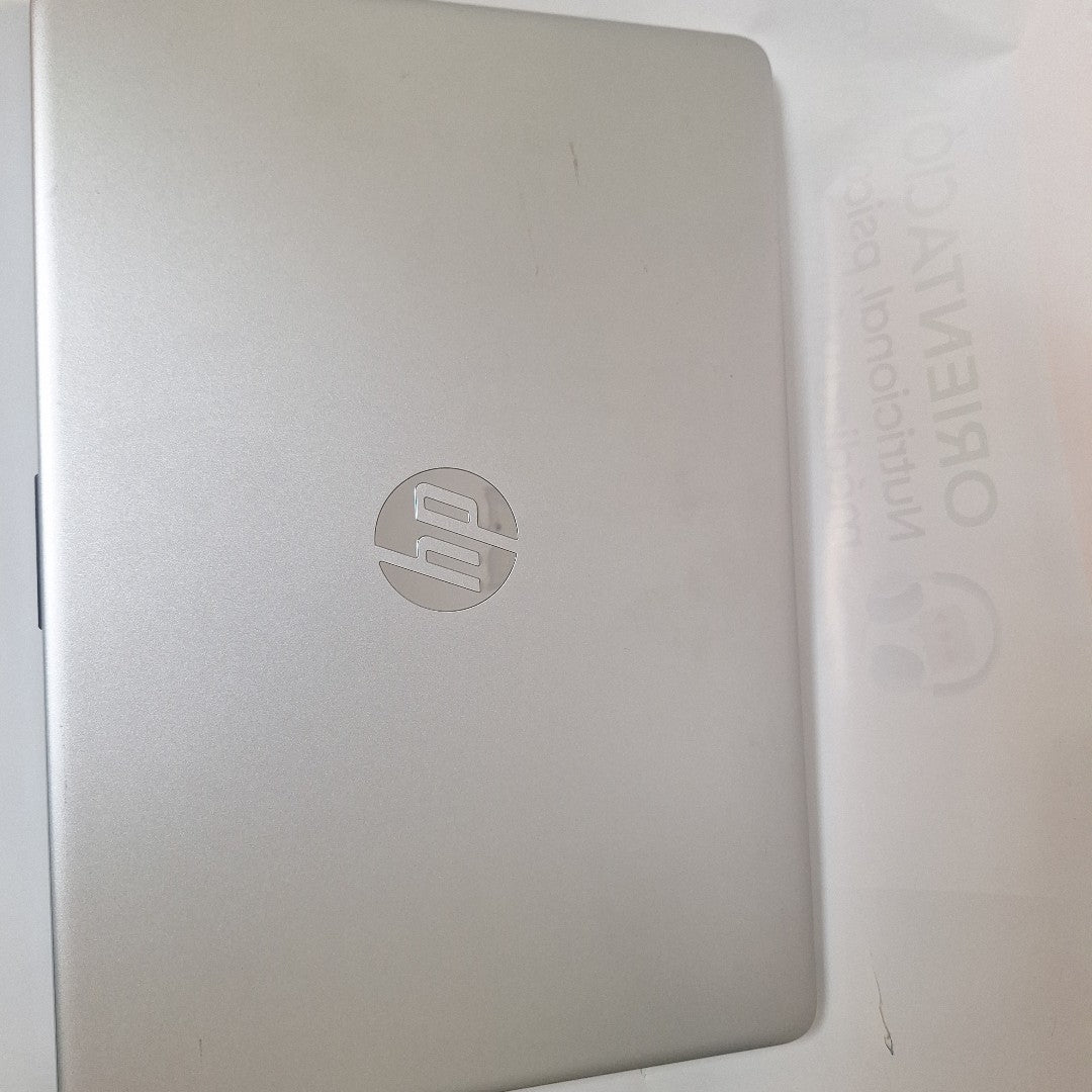 LAPTOP HP 14-DQ0527LA (2023) 256 GB SSD 8 GB RAM (SEMINUEVO)