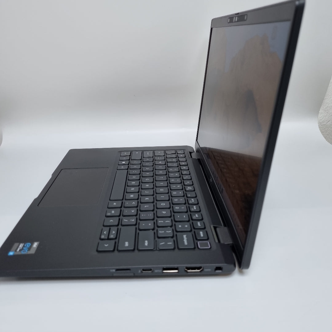 LAPTOP DELL LATITUDE 7420 (2023) 256 GB SSD 16 GB RAM (SEMINUEVO)