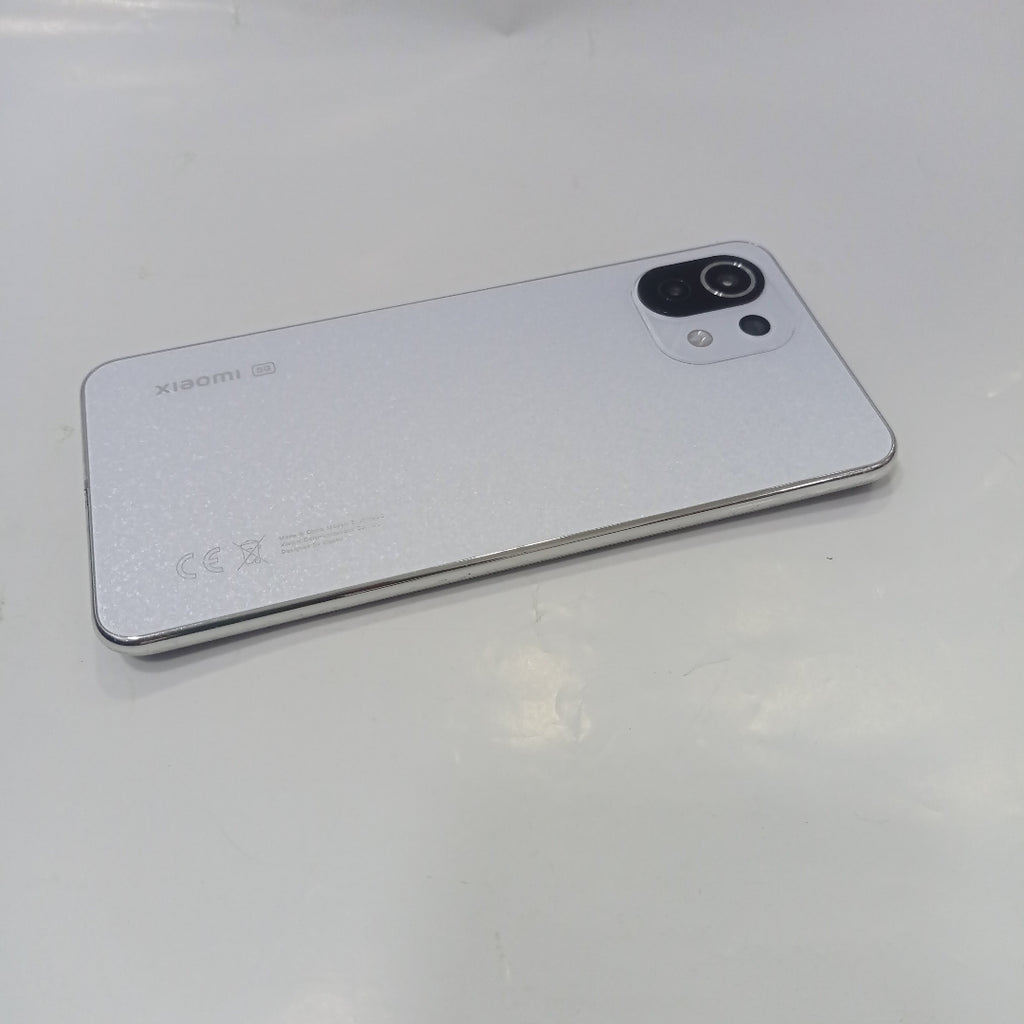 CELULAR XIAOMI MI 11 LITE 5G NE 2109119DG 128 GB 6 GB RAM (SEMINUEVO)