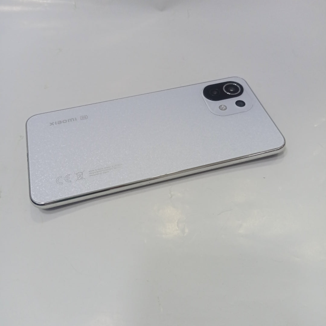 CELULAR XIAOMI MI 11 LITE 5G NE 2109119DG 128 GB 6 GB RAM (SEMINUEVO)