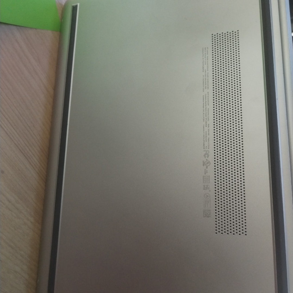 LAPTOP HP 14-DK1025WM (2021) 1 TB 4 GB RAM (SEMINUEVO)