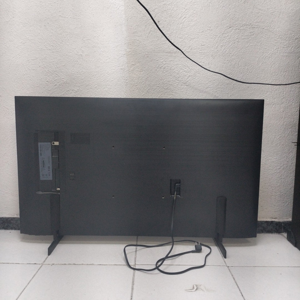 PANTALLA SAMSUNG UN43AU8000F (2022) 43" LED 4K (SEMINUEVO)