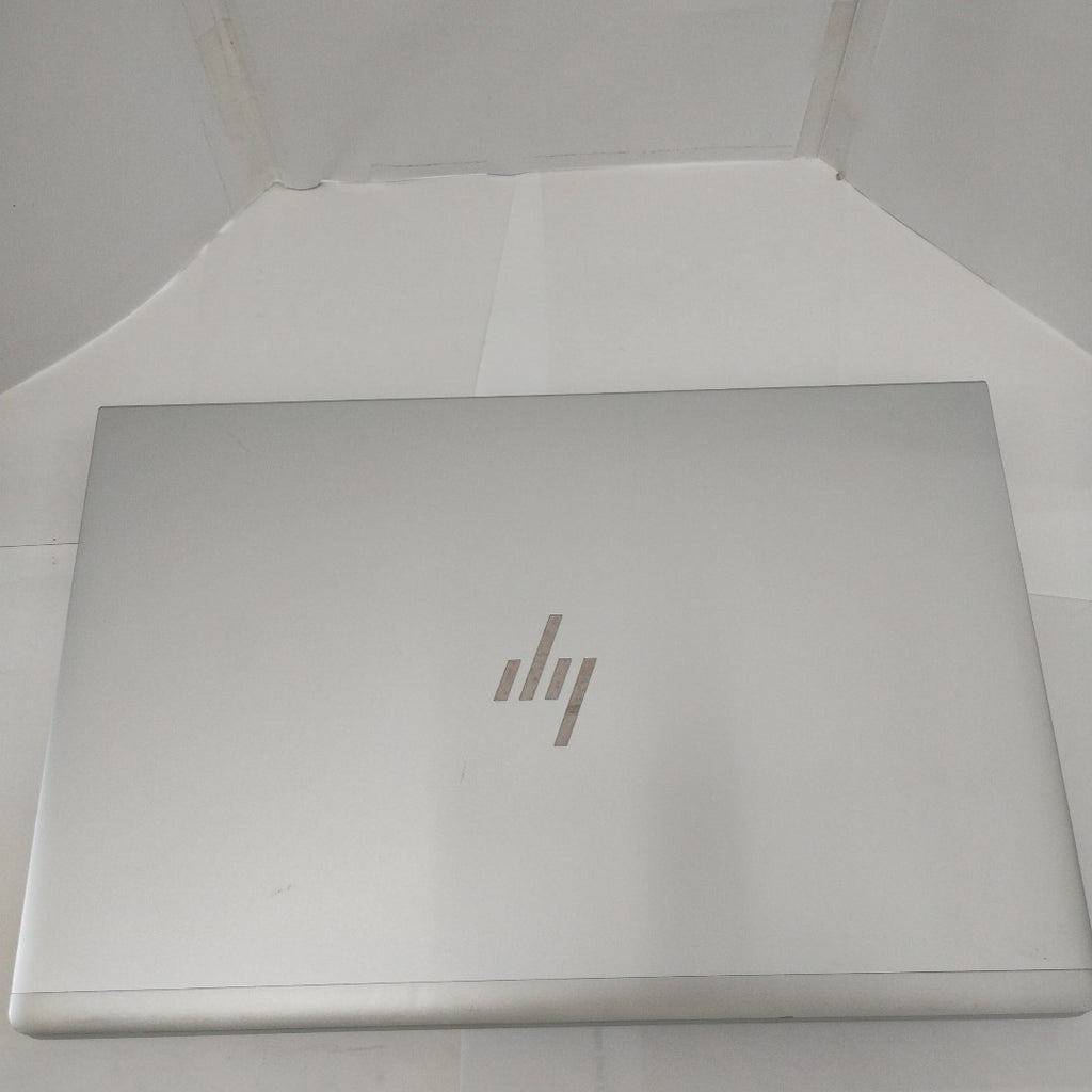 LAPTOP HP ELITEBOOK 640 G10 (2024) 256 GB SSD 16 GB RAM (SEMINUEVO)