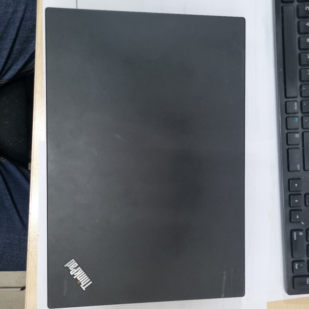 LAPTOP LENOVO THINKPAD T14 GEN 1 (2021) 512 GB SSD 8 GB RAM (SEMINUEVO)