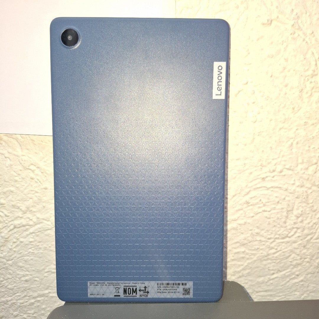 TABLETA LENOVO TAB M8 TB300FU (2023) 32 GB 3 GB RAM (SEMINUEVO)