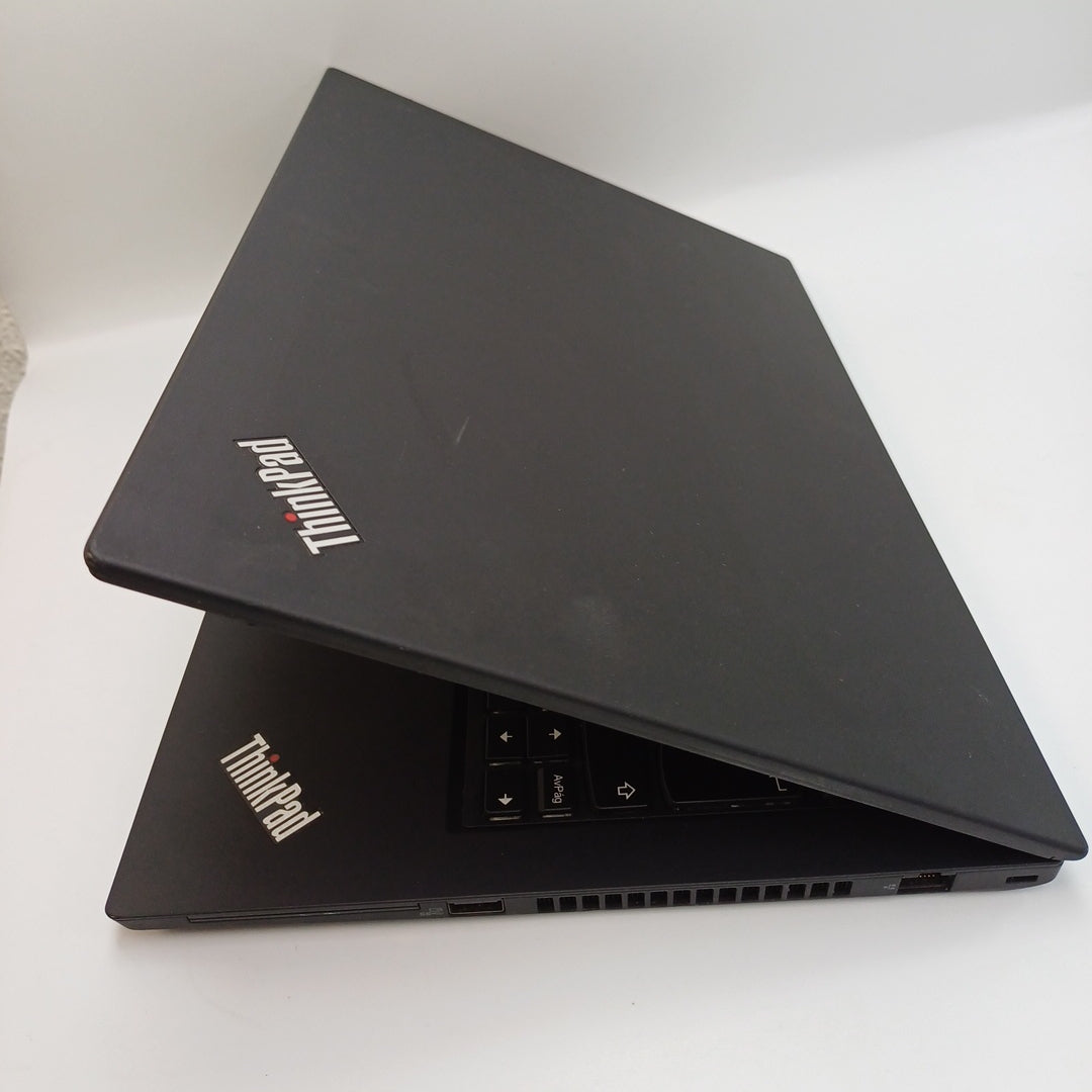 LAPTOP LENOVO THINKPAD T14 GEN 2 (2022) 512 GB SSD 16 GB RAM (SEMINUEVO)