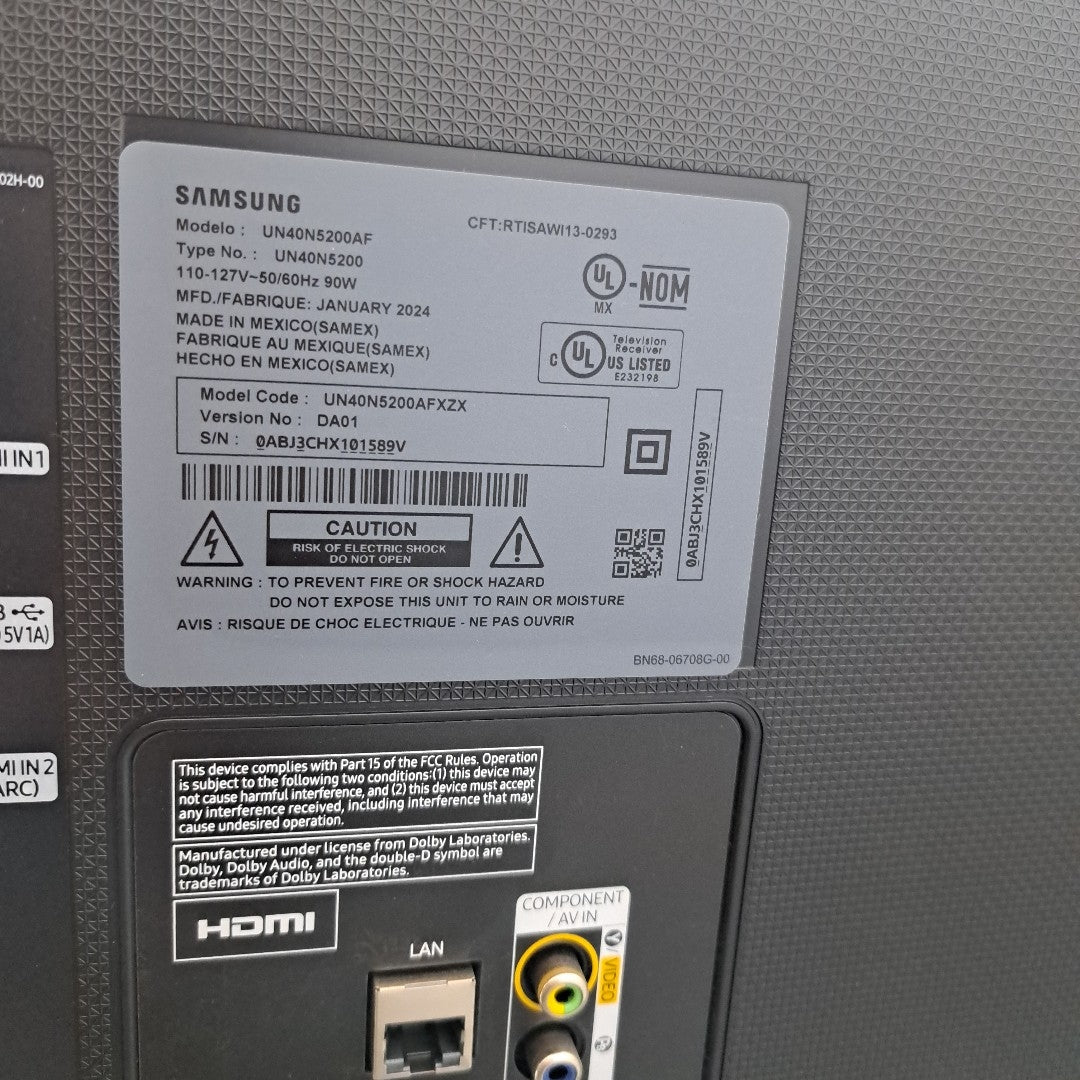 PANTALLA SAMSUNG UN40N5200AF (2023) 40" LED FULL HD (SEMINUEVO)