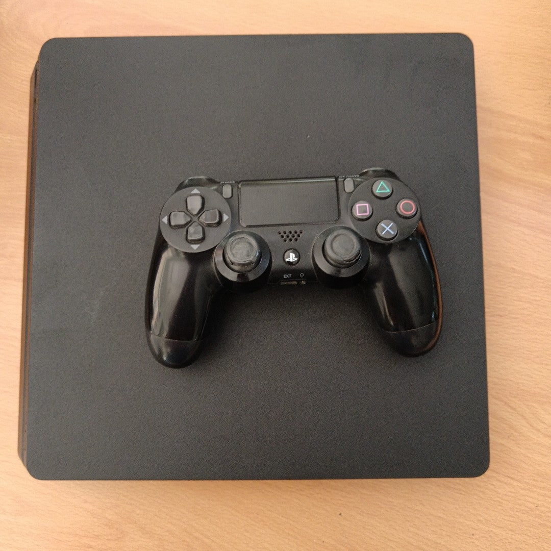 CONSOLA DE VIDEOJUEGO SONY PS4 SLIM 1 TB (SEMINUEVO)
