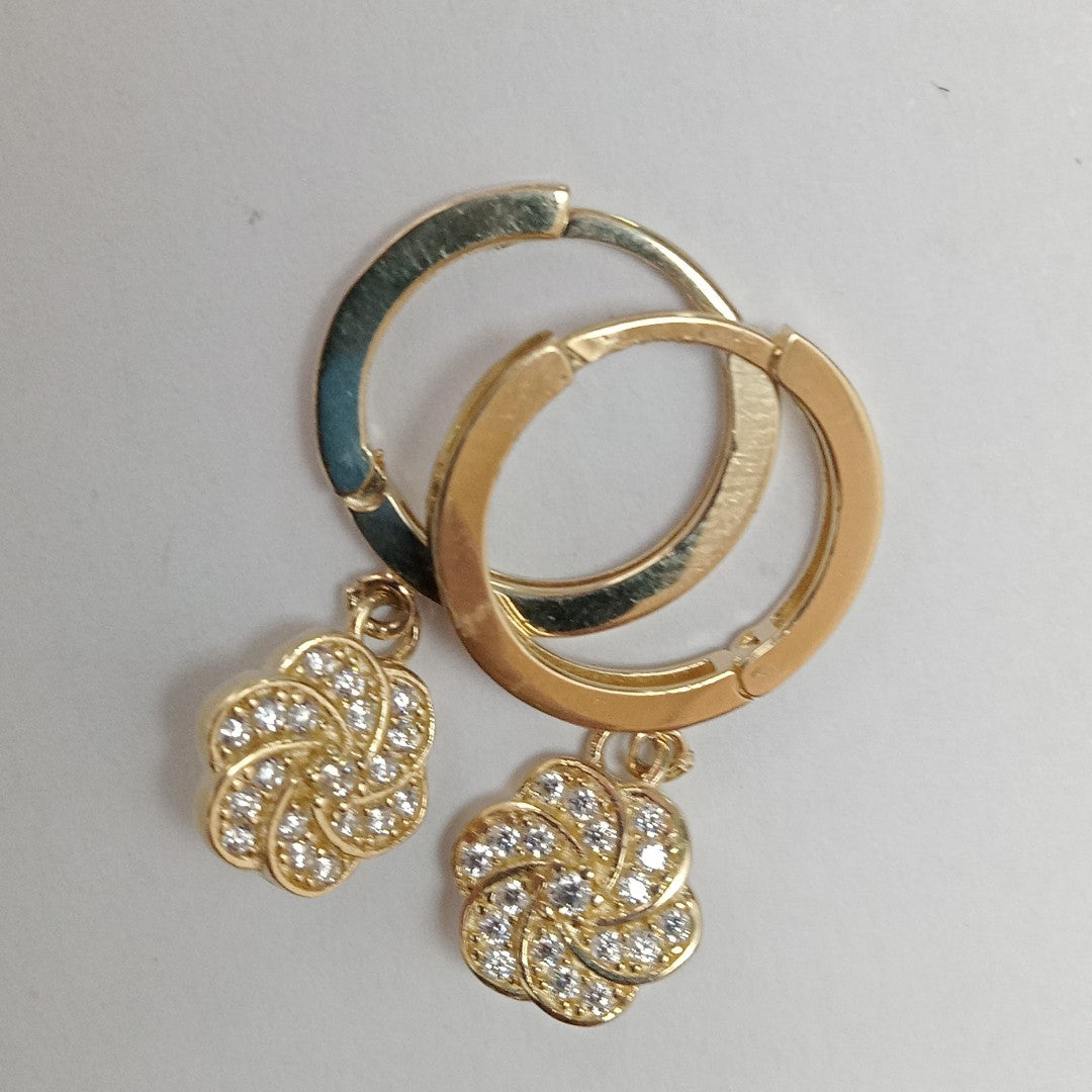 HUGGIES ORO 14K 3.1 (NUEVO)