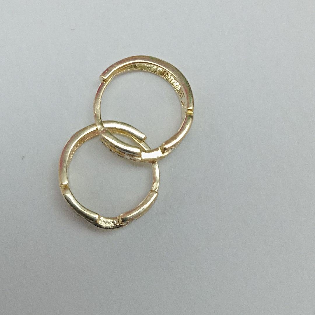 HUGGIES ORO 14K 2.4 (NUEVO)