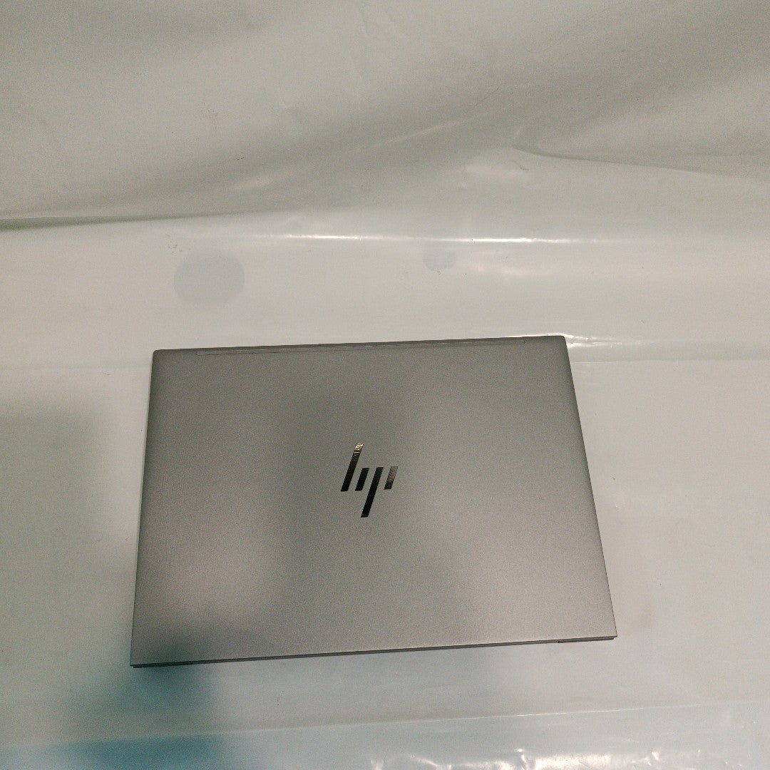 LAPTOP HP ZBOOK FIREFLY 14 G10 (2024) 512 GB SSD 16 GB RAM (SEMINUEVO)