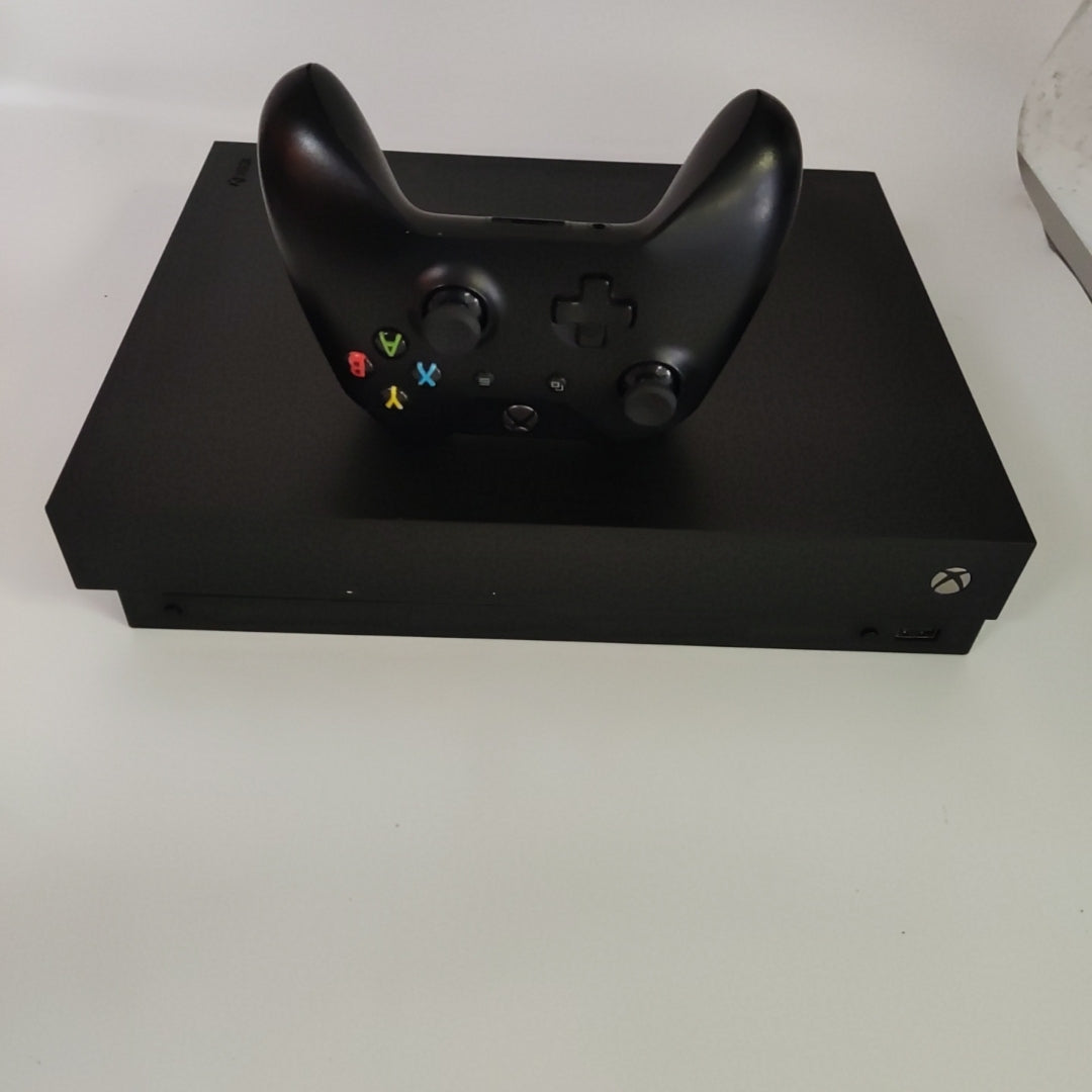 CONSOLA DE VIDEOJUEGO MICROSOFT XBOX ONE X 1 TB (SEMINUEVO)