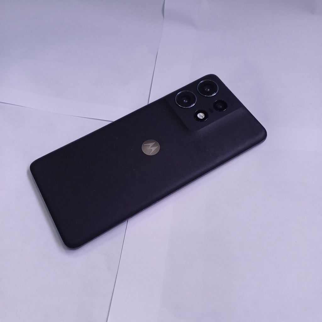 CELULAR MOTOROLA EDGE 50 PRO XT2403-2 (2024) 512 GB 12 GB RAM (SEMINUEVO)