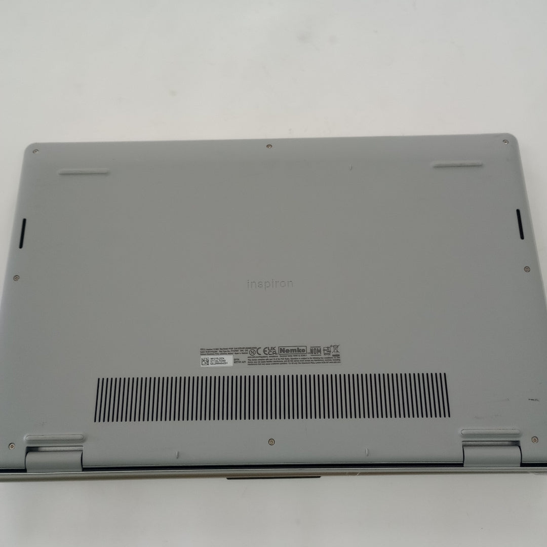 LAPTOP DELL INSPIRON 15 3520 (2024) 1 TB 16 GB RAM (SEMINUEVO)