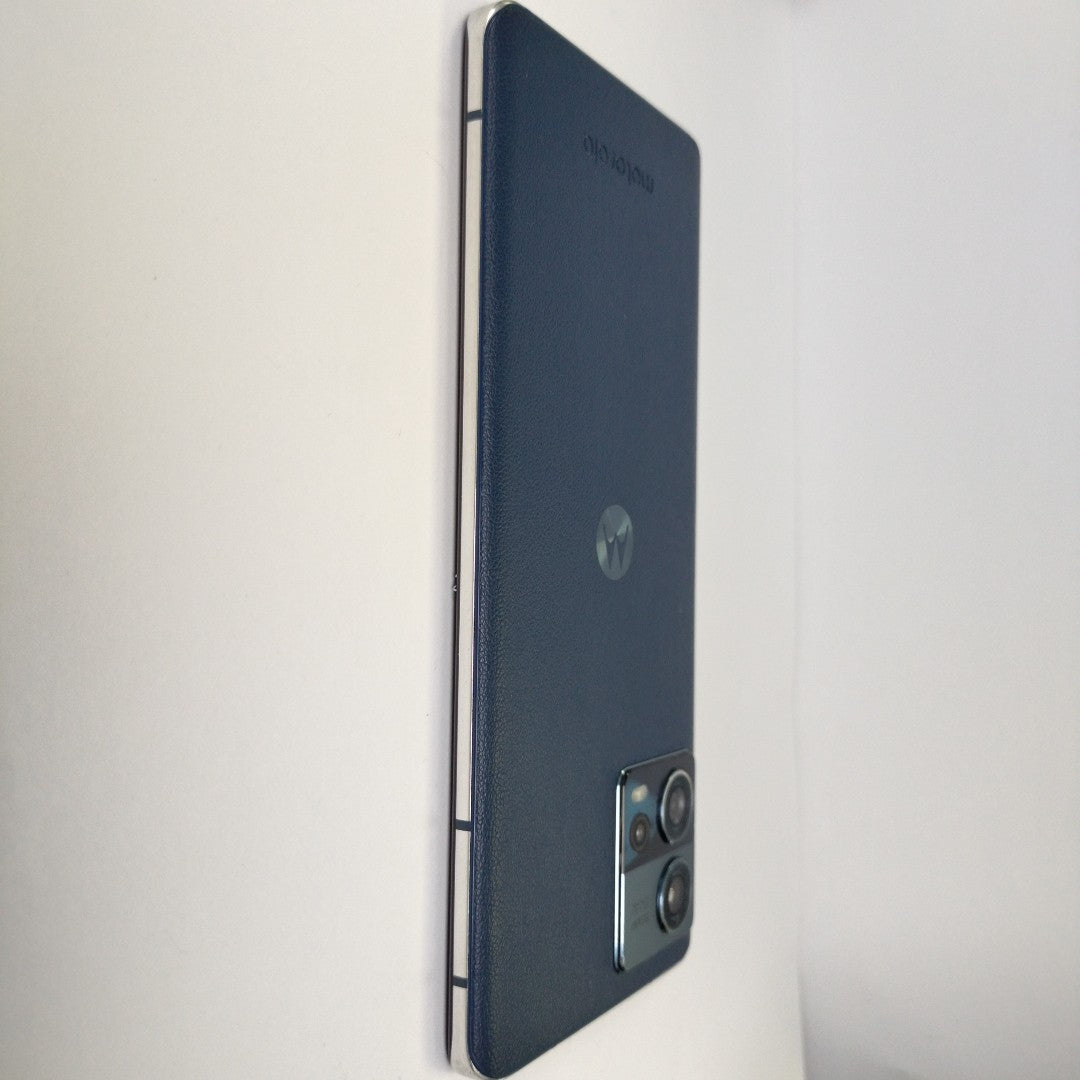 CELULAR MOTOROLA EDGE 30 FUSION XT2243-1 256 GB 12 GB RAM (SEMINUEVO)