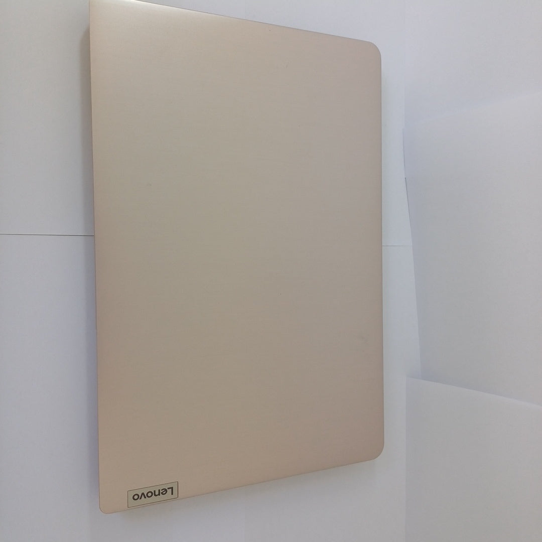 LAPTOP LENOVO IDEAPAD 3 14ITL6 (2023) 1 TB + 256 GB SSD 8 GB RAM (SEMINUEVO)