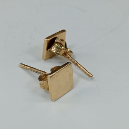 10419BRO00000B2594 FRD23 BROQUEL DE CUADRADO LISO ORO 14K 1.3GRS (NUEVO)
