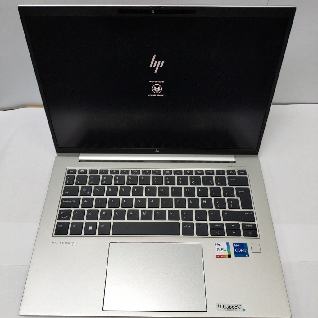 LAPTOP HP ELITEBOOK 840 G10 (2024) 256 GB SSD 16 GB RAM (SEMINUEVO)