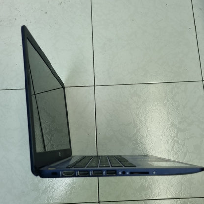 LAPTOP HP 14-AX111LA (2021) 64 GB 4 GB RAM (SEMINUEVO)