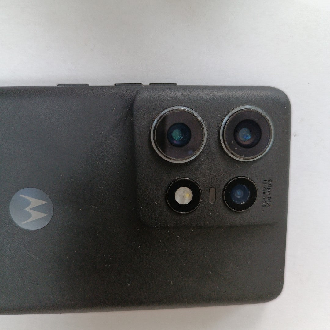 CELULAR MOTOROLA EDGE 50 PRO XT2403-2 (2024) 512 GB 12 GB RAM (SEMINUEVO)