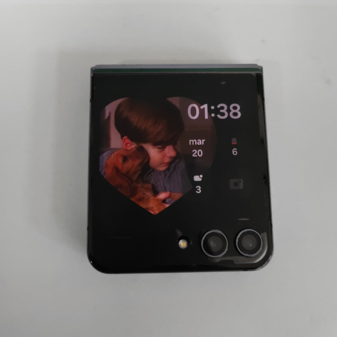 CELULAR SAMSUNG GALAXY Z FLIP 5 SM-F731B (2023) 256 GB 8 GB RAM (SEMINUEVO)