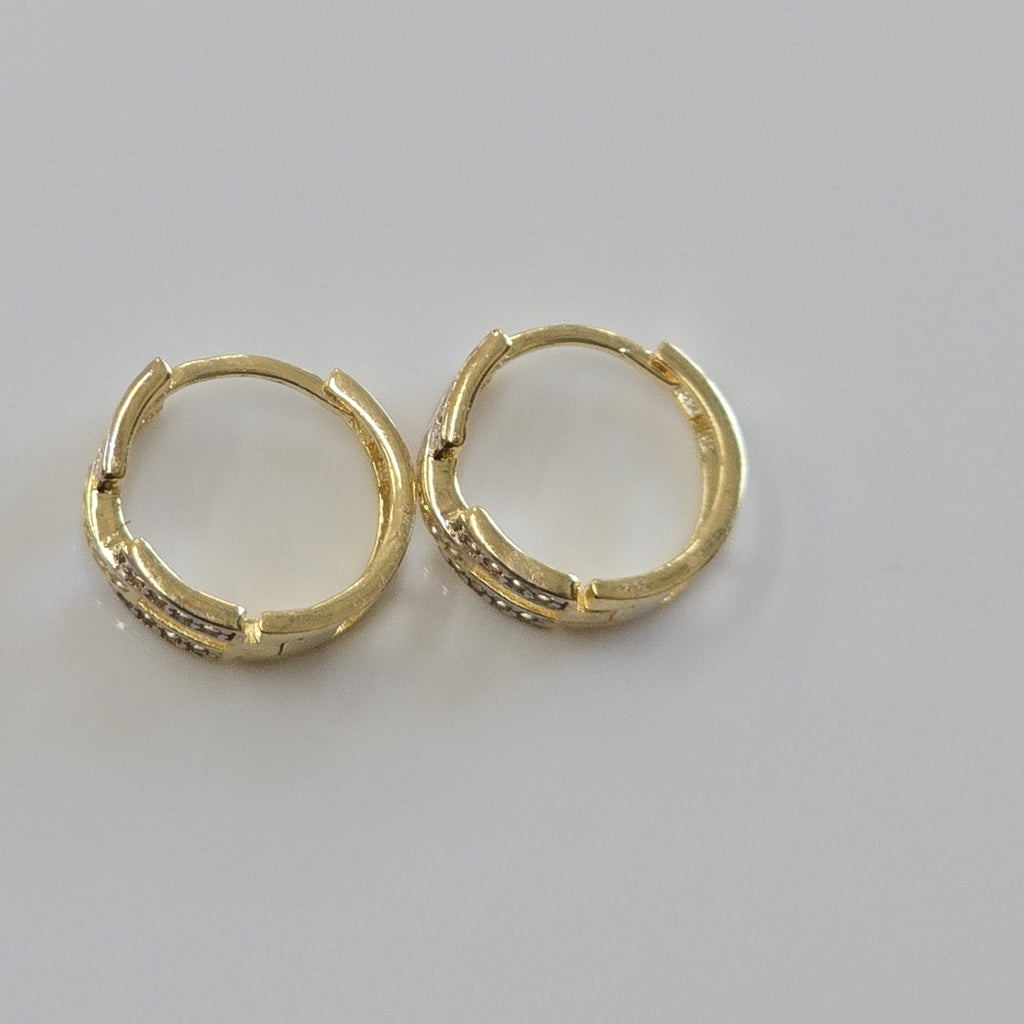 HUGGIES ORO 14K 2.4 (NUEVO)