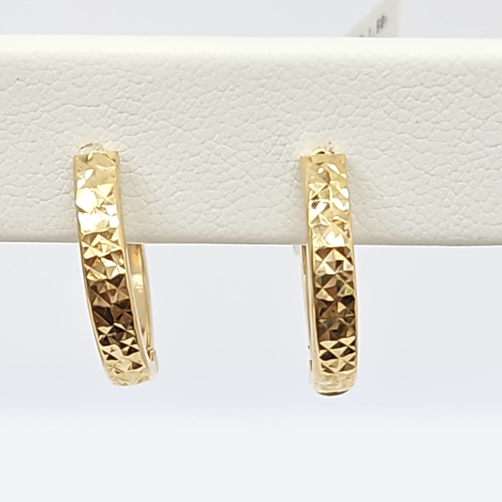 HUGGIES ORO 14K 1.5 (NUEVO)