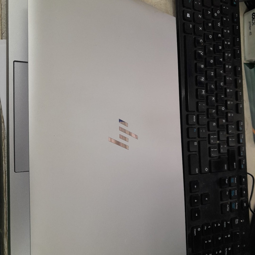 LAPTOP HP ELITEBOOK 840 G8 (2023) 256 GB SSD 16 GB RAM