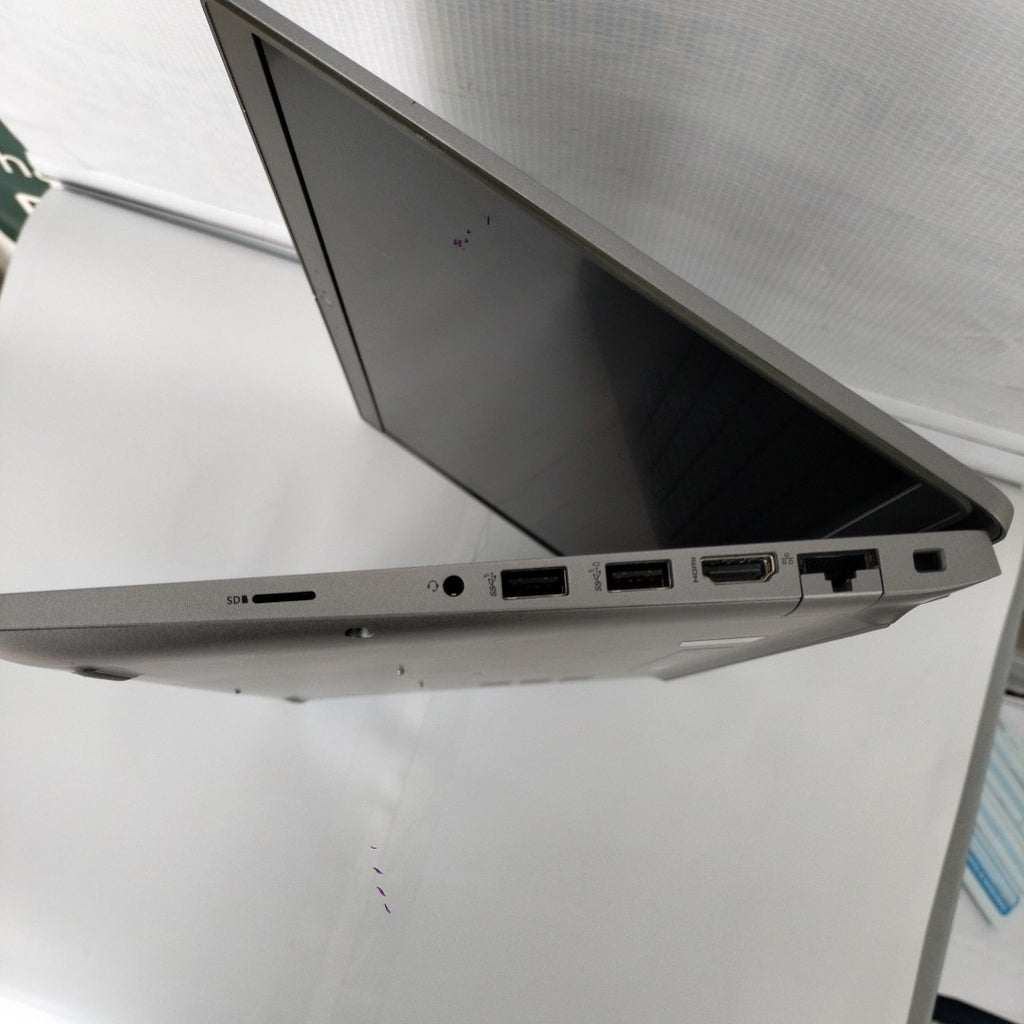 LAPTOP DELL LATITUDE 5430 (2023) 256 GB SSD 8 GB RAM (SEMINUEVO)